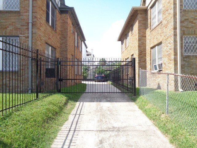 Photo - 401 W Clay St Unit 3