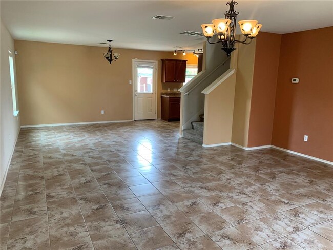 Photo - 18317 Great Falls Dr