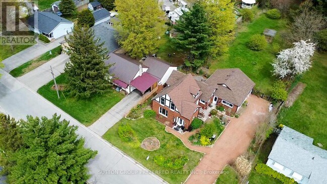 Photo - 123 St Andrew St