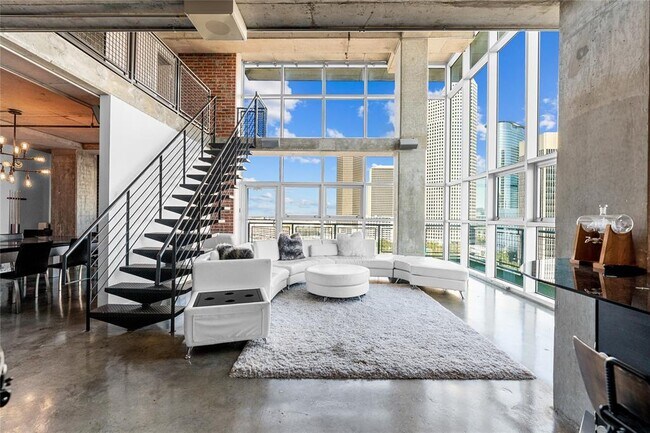 Photo - 2000 Bagby St Condo Unit 13430