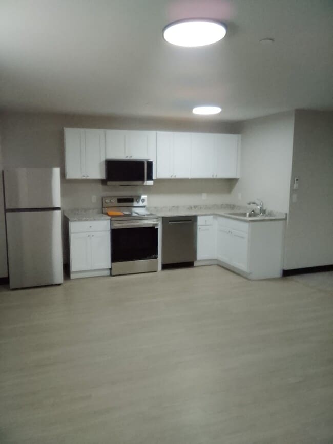 Photo - 245 Silver Lake St Unit 103