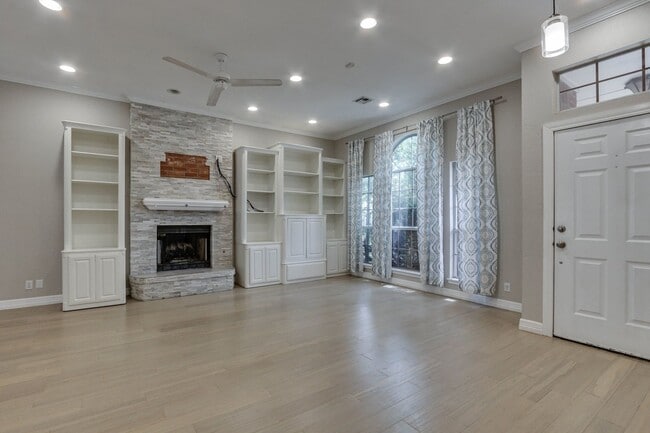 Photo - Spacious Retreat with a Park-Like Backyard