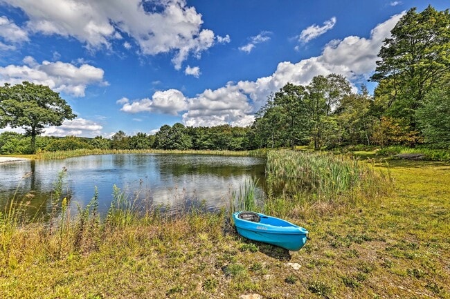 Photo - 426 Summit Woods Rd