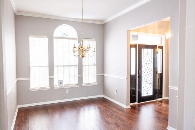 Photo - 22 S Lace Arbor Dr