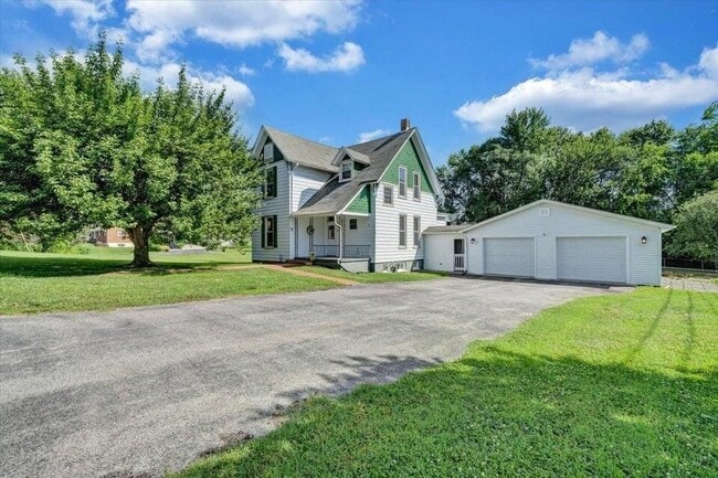 Photo - 1341 Turner St Casa