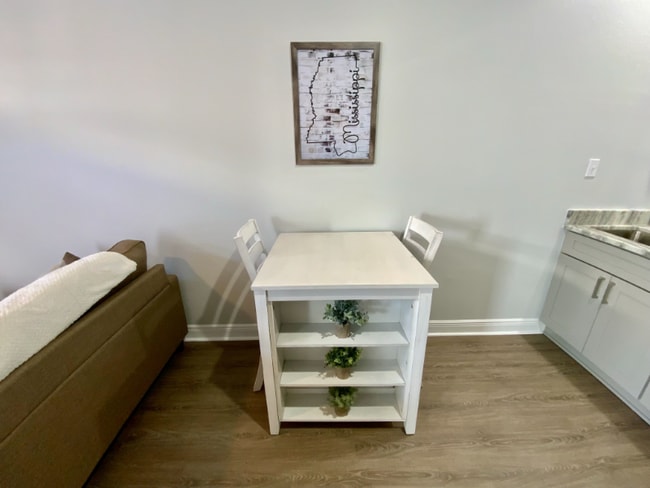 Photo - 149 1st St S