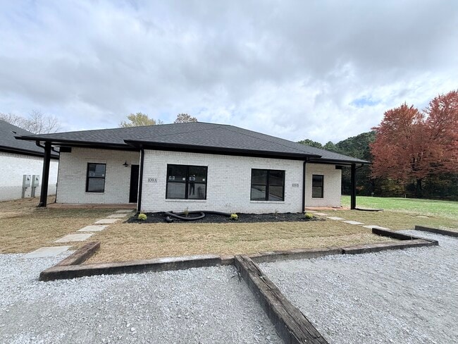 Photo - 1515 Jordan Rd