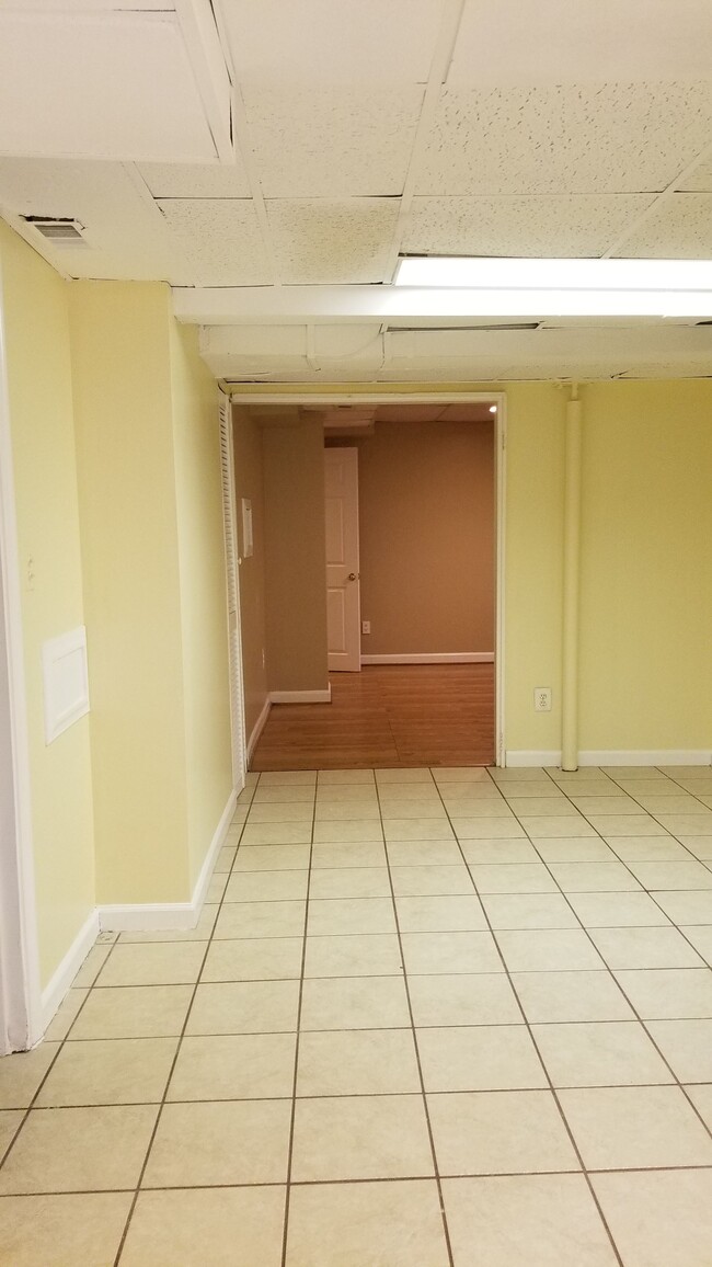 Photo - 11913 Seven Locks Rd Unit Accessory apartment