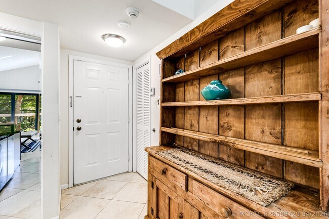 Photo - 11863 Wimbledon Cir Unit 527