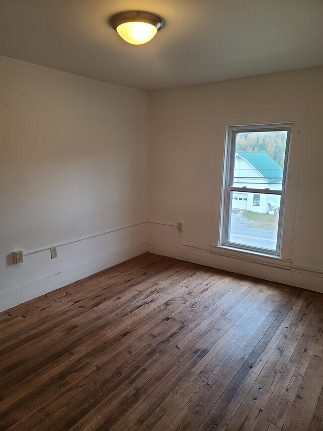 312 S Craftsbury Rd Unit 2