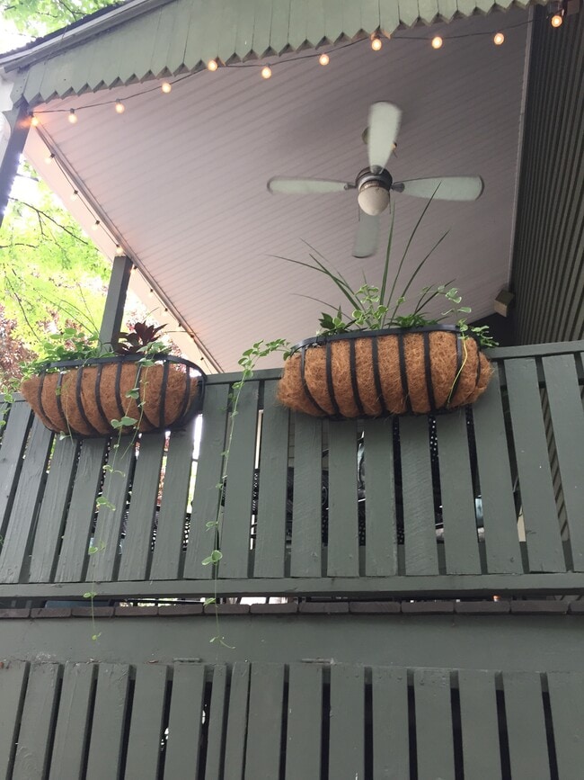 Photo - 1442 Christy Ave