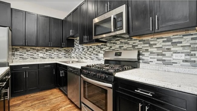 Photo - 4530 S Michigan Ave