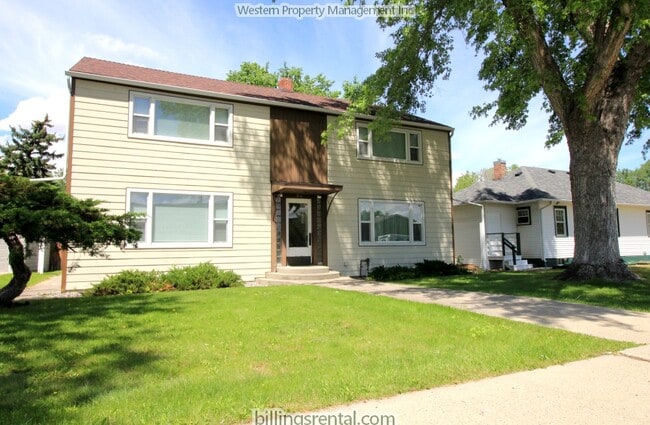 Front of Building - 711 Avenue B Unit #2