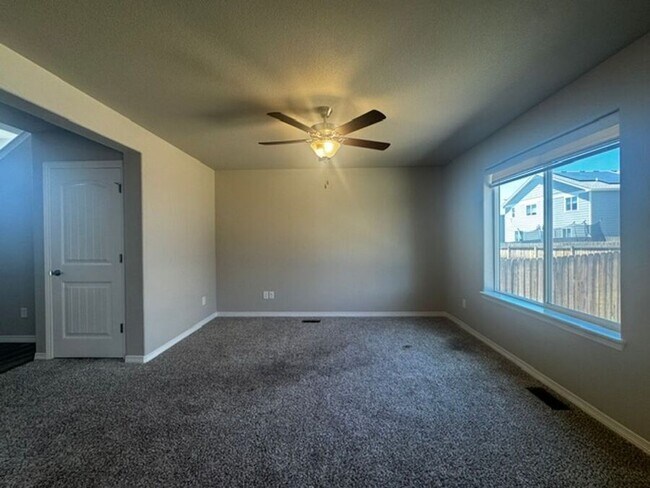 Photo - 5338 Kingscote Dr
