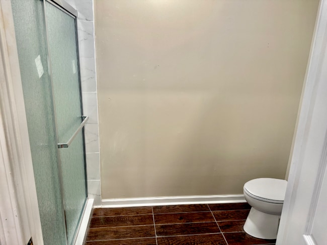 557 Handyman Ct