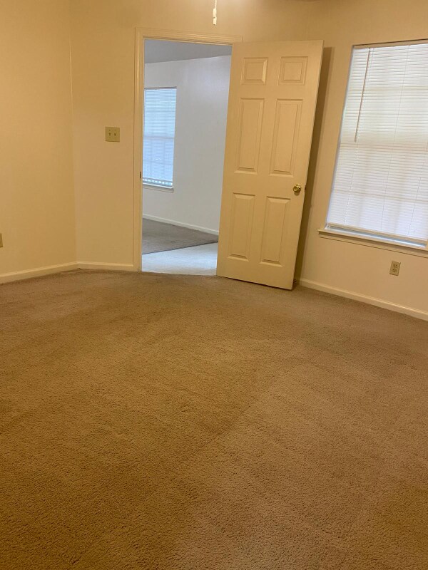 Photo - 120 Louise St Unit Apt 12