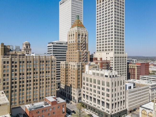 Building Photo - Philtower Lofts