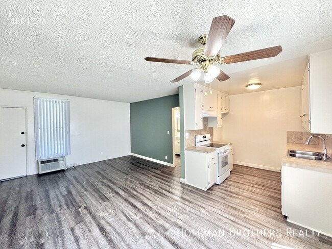Photo - 6729 Cleon Ave Unit 30