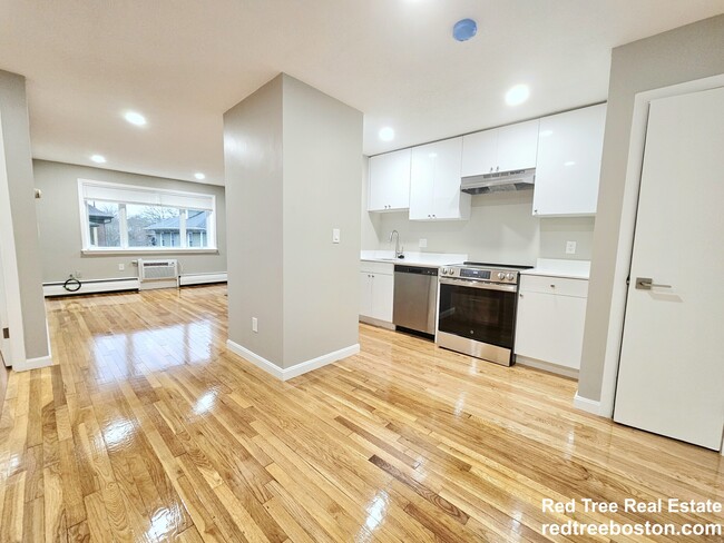 Building Photo - 34 Evergreen St Unit 36 Rental
