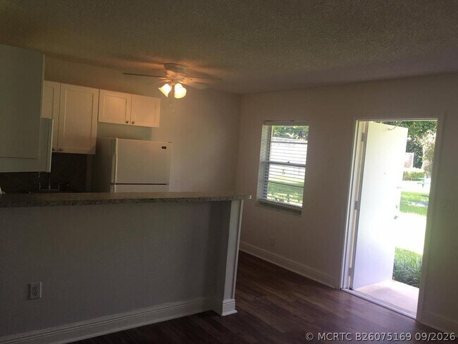 Photo - 5156 NE 6th Ave Unit 203