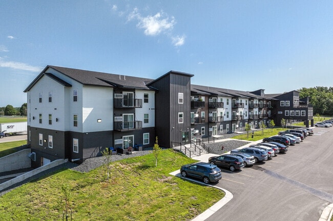 Elmview Apartments - Elmview Apartments