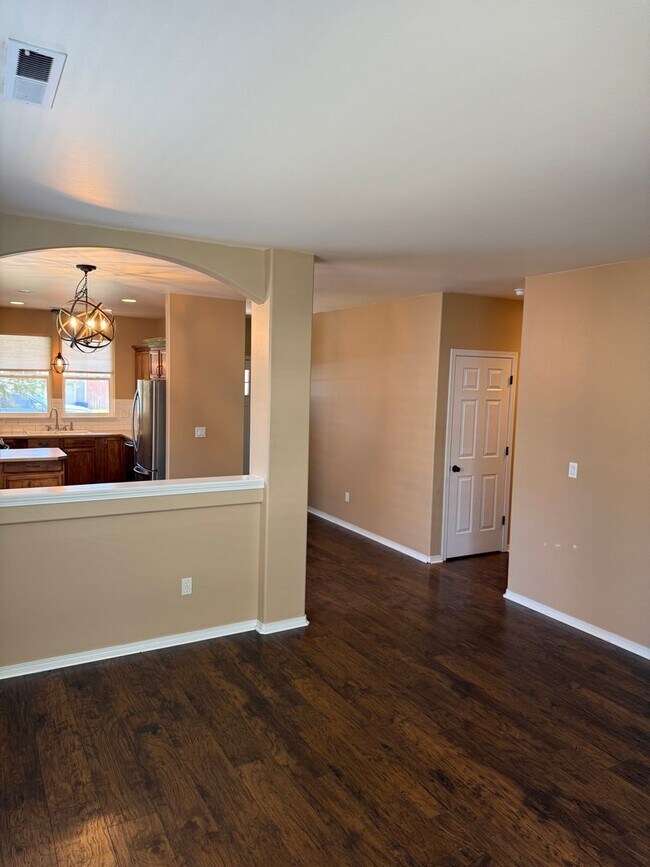 Photo - MOVE-IN TODAY, SW Old Mill Area 3 Bdrm, 2 ... House