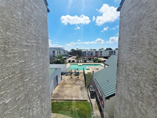 Photo - 2826 S Bartell Dr Unit 38