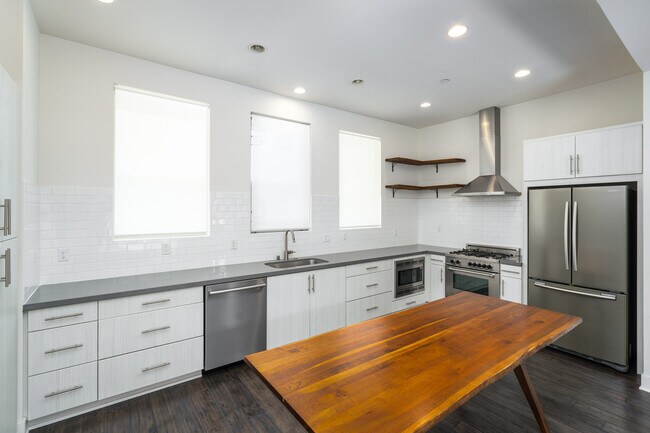 Electrodomésticos de cocina - 2206 Tom Mix Rd