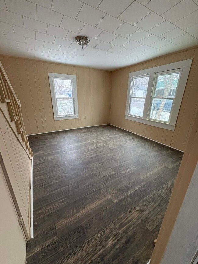 Photo - Modern & Move-In Ready with Basement