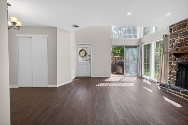 Photo - Beautifully Renovated Single-Level Condo in Hatboro-Horsham