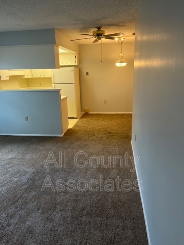 Photo - 6189 Chesham Dr Unit 1