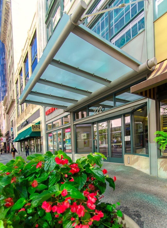Market Square Place Apartments For Rent in Pittsburgh, PA