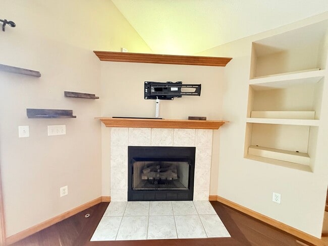 Photo - Beautiful Home in East Bloomington!