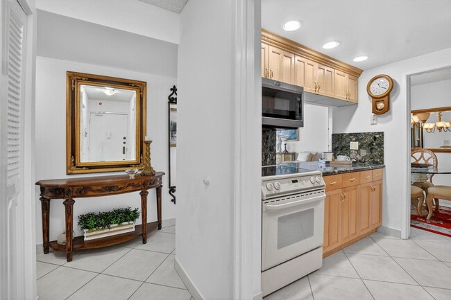 Photo - 2121 N Ocean Blvd Unit 805w