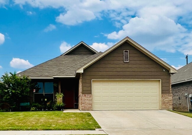Building Photo - ? Your Next Home Is Waiting ?