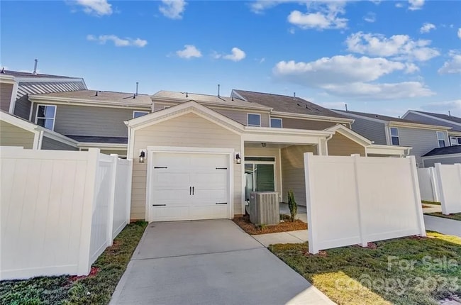 Photo - 4974 David Cox Rd