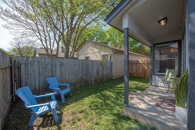 Photo - 6009 Richard Carlton Blvd