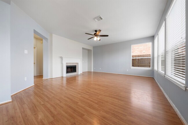 Photo - 17102 Mountain Crest Dr