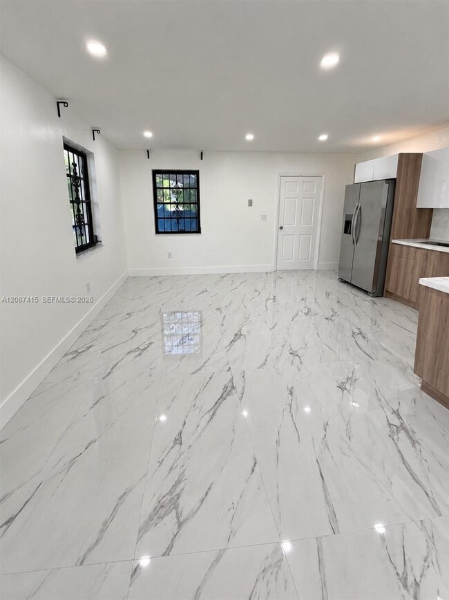 1867 NW 55th Terrace Unidad 0