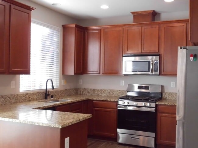 Photo - 207 Coulter Way