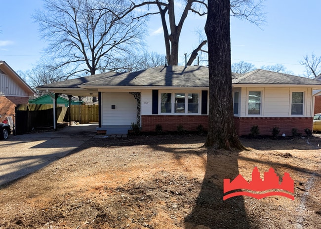 Photo - 3547 Barron Ave