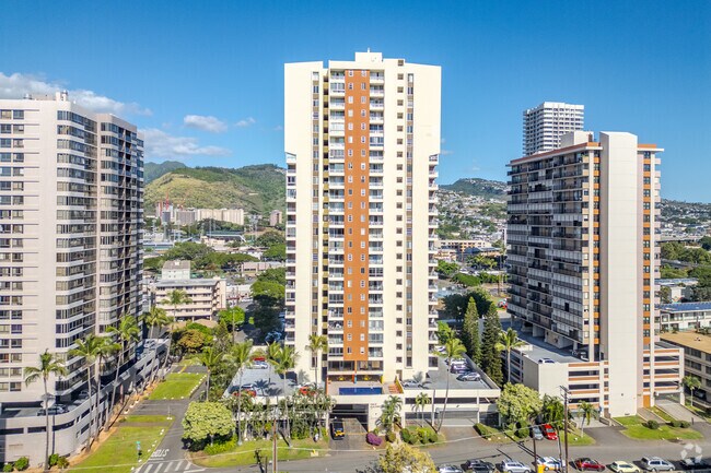 Photo - Hale Kulanui