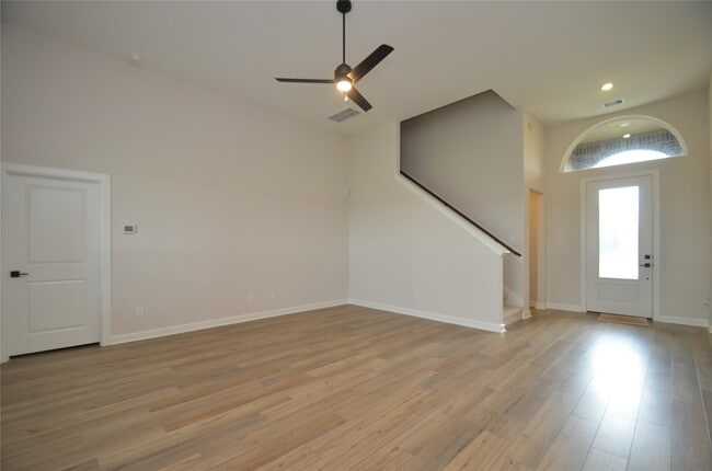 Photo - 2925 Floating Barque Dr