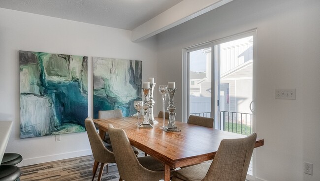 Dining Room - 571 W 1520 S Townhome