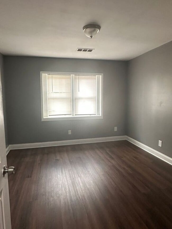 Photo - 384 Sunset Ave NW Unit 4