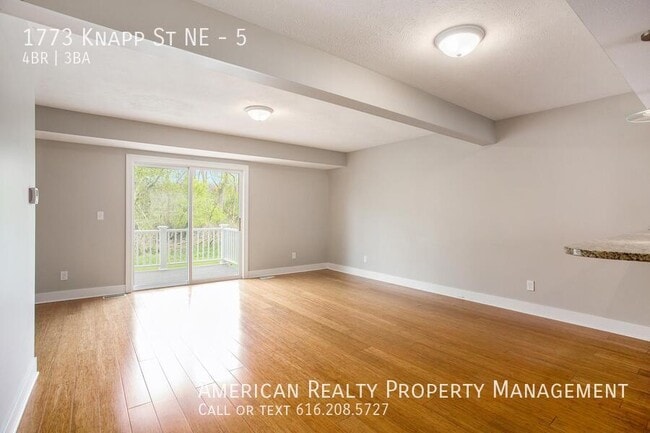 Photo - 1773 Knapp St NE Unidad 5