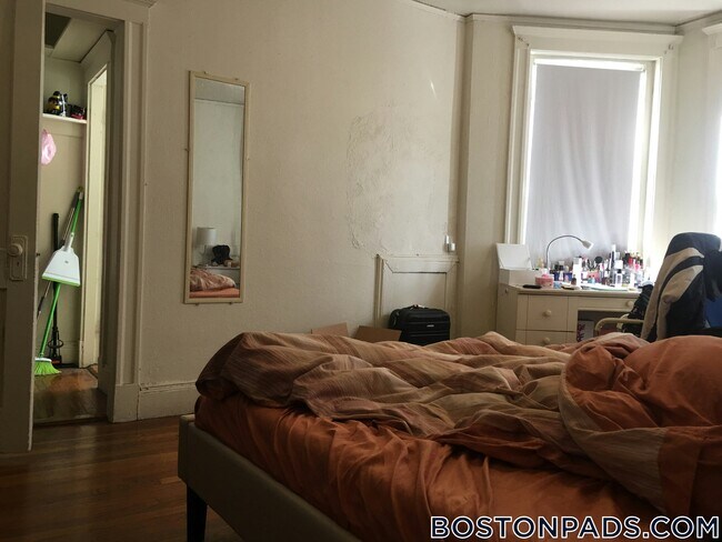 Photo - 1167 Boylston St Apartment Unit 17