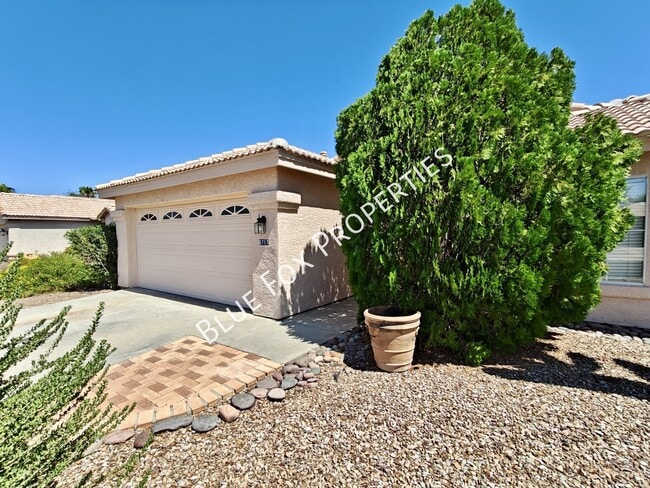 Building Photo - 6717 W Nueva Vista Dr
