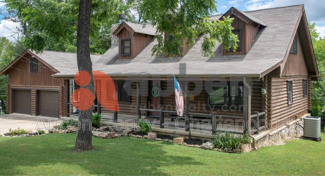 Building Photo - 2414 Briggs Ave