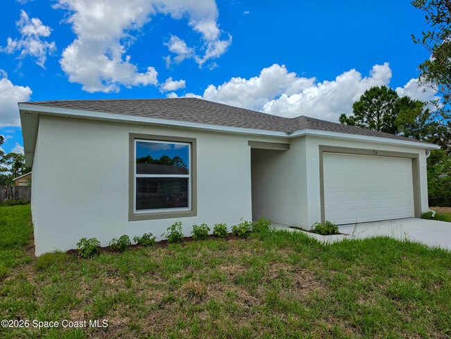 Photo - 726 Scotten Ave SW